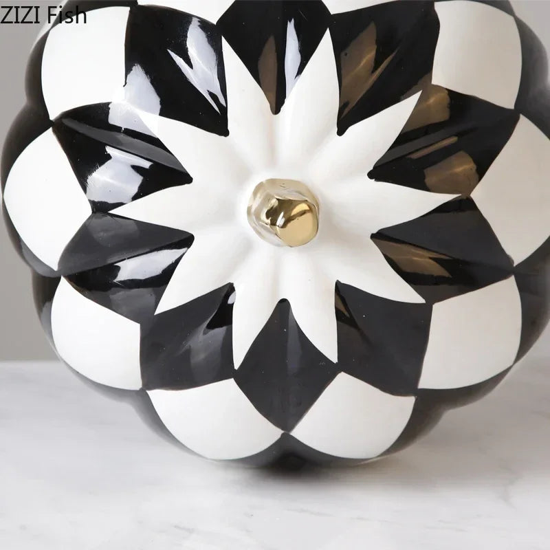 Black White Pumpkin Resin Statuette Ornaments Office Study Desktop Decor Modern Crafts Statue European Room Aesthetic Decor